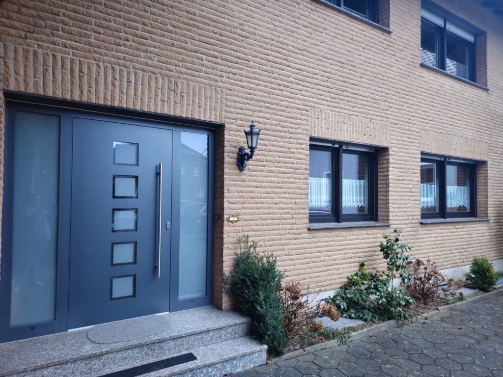 ferienwohnung heinen eingangstür